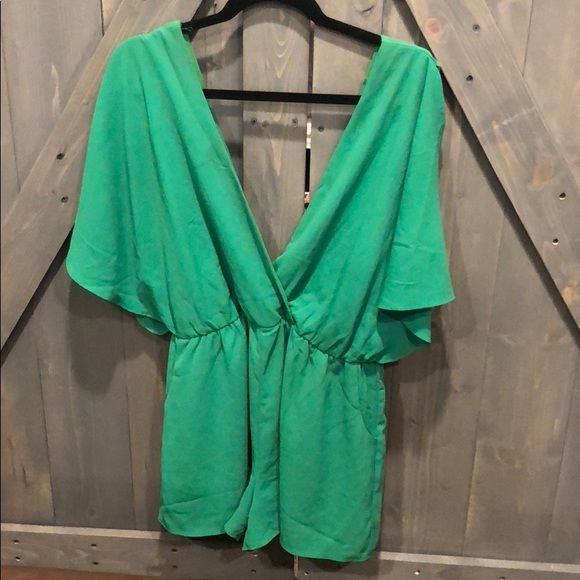 Green Romper from AKIRA - Picture 4 of 4
